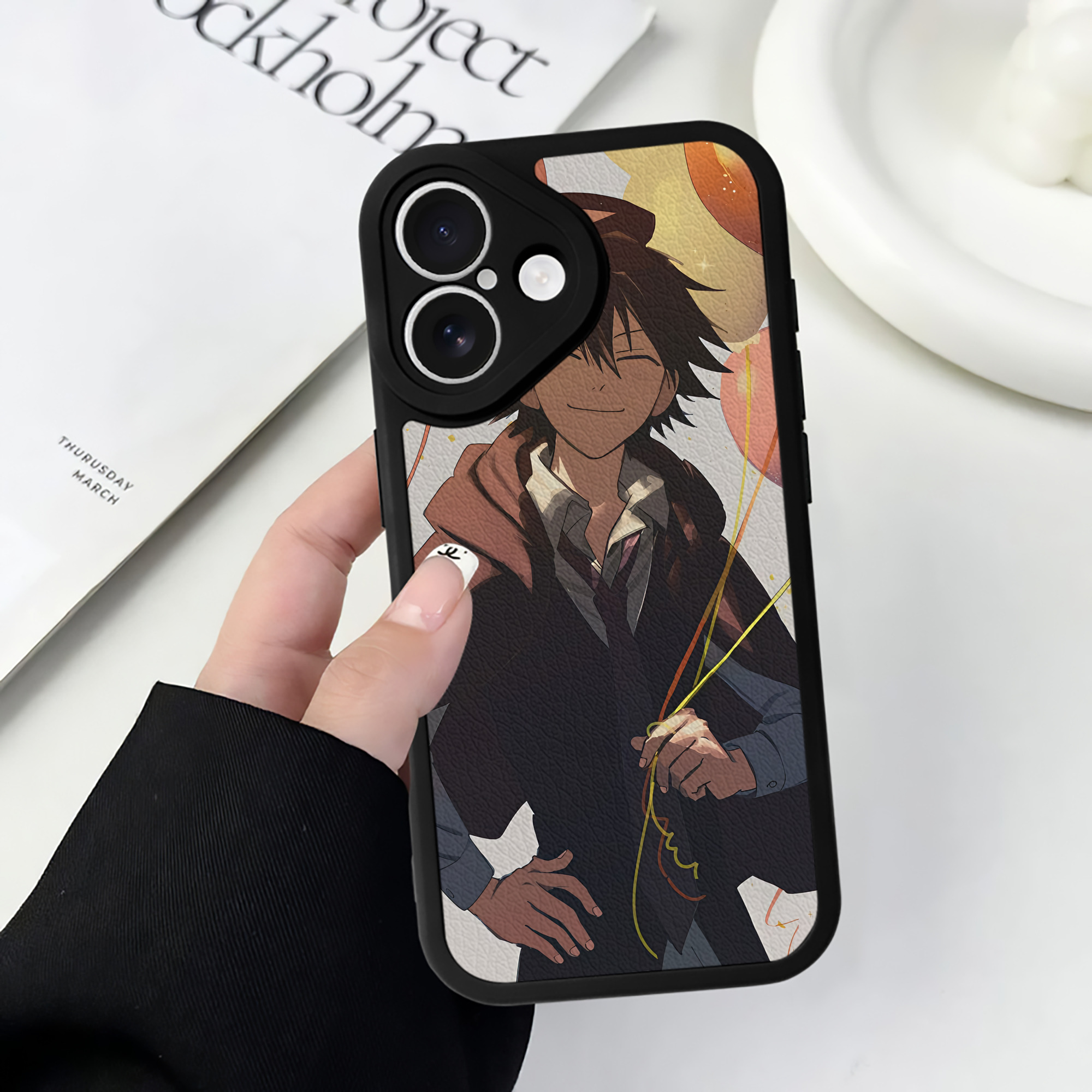 （画像用） 文豪ストレイドッグス Bungo Stray Dogs 【iPhone 16シリーズ対応】シリコンスマホケース（レザー調） 材質：シリコン